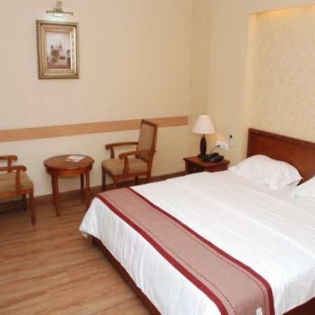 Indian Summer Hotels Pvt Ltd Ludhijána Kültér fotó